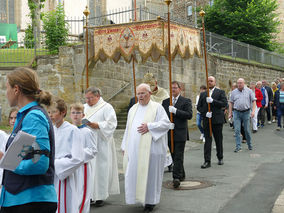Johanniprozession mit Ehrenamtsfest (© Karl-Franz Thiede)